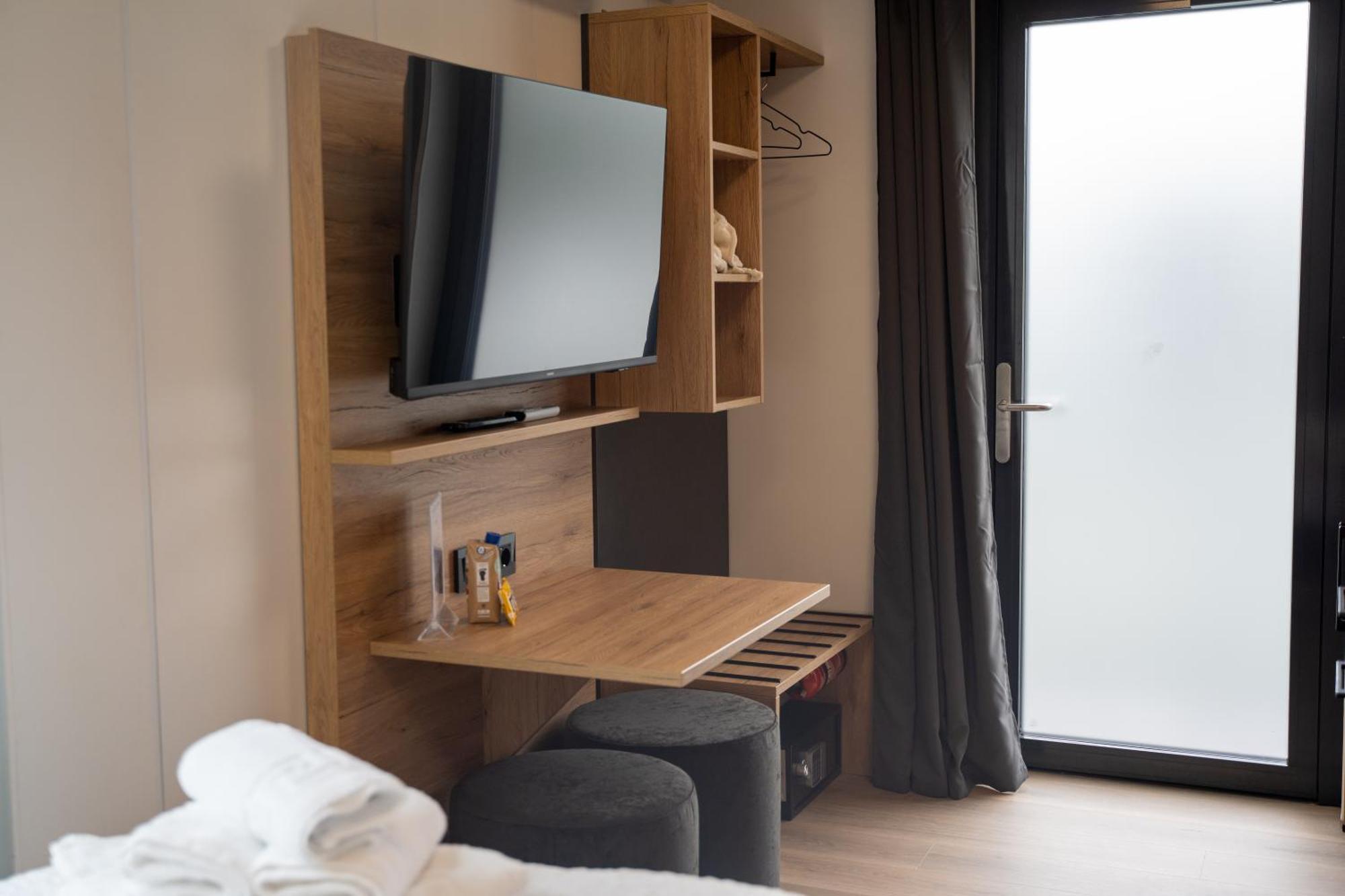Hotel & Chalets By Revex Schwarzenbach am Wald Luaran gambar
