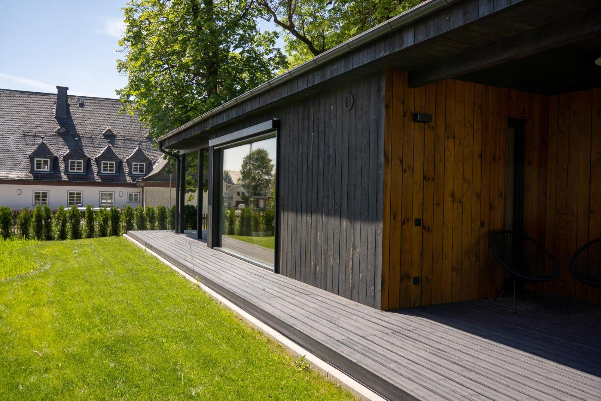 Hotel & Chalets By Revex Schwarzenbach am Wald Luaran gambar